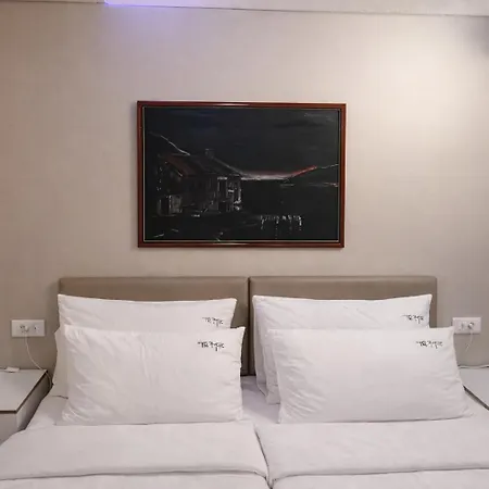 Hotel Tre Porte & Bar