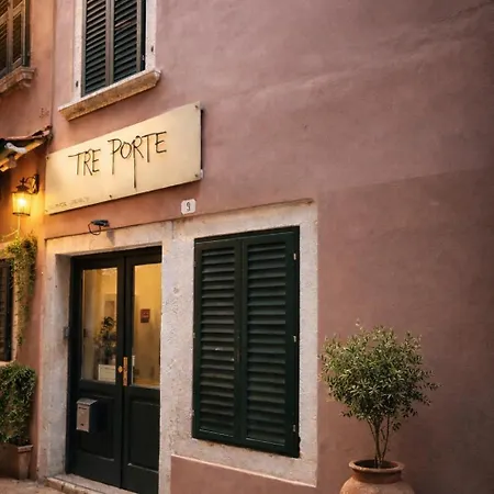 Tre Porte & Bar Ровинь
