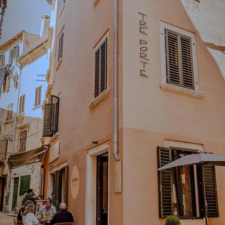 Tre Porte & Bar Отель Ровинь