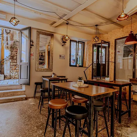 Tre Porte & Bar Отель